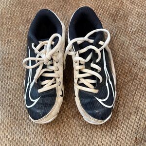 SOLD
Boys Nike Vapor Baseball Cleats